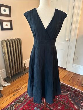 Garnet Hill Black Empire Waist Crinkle Dress With Silver Metallic Thread